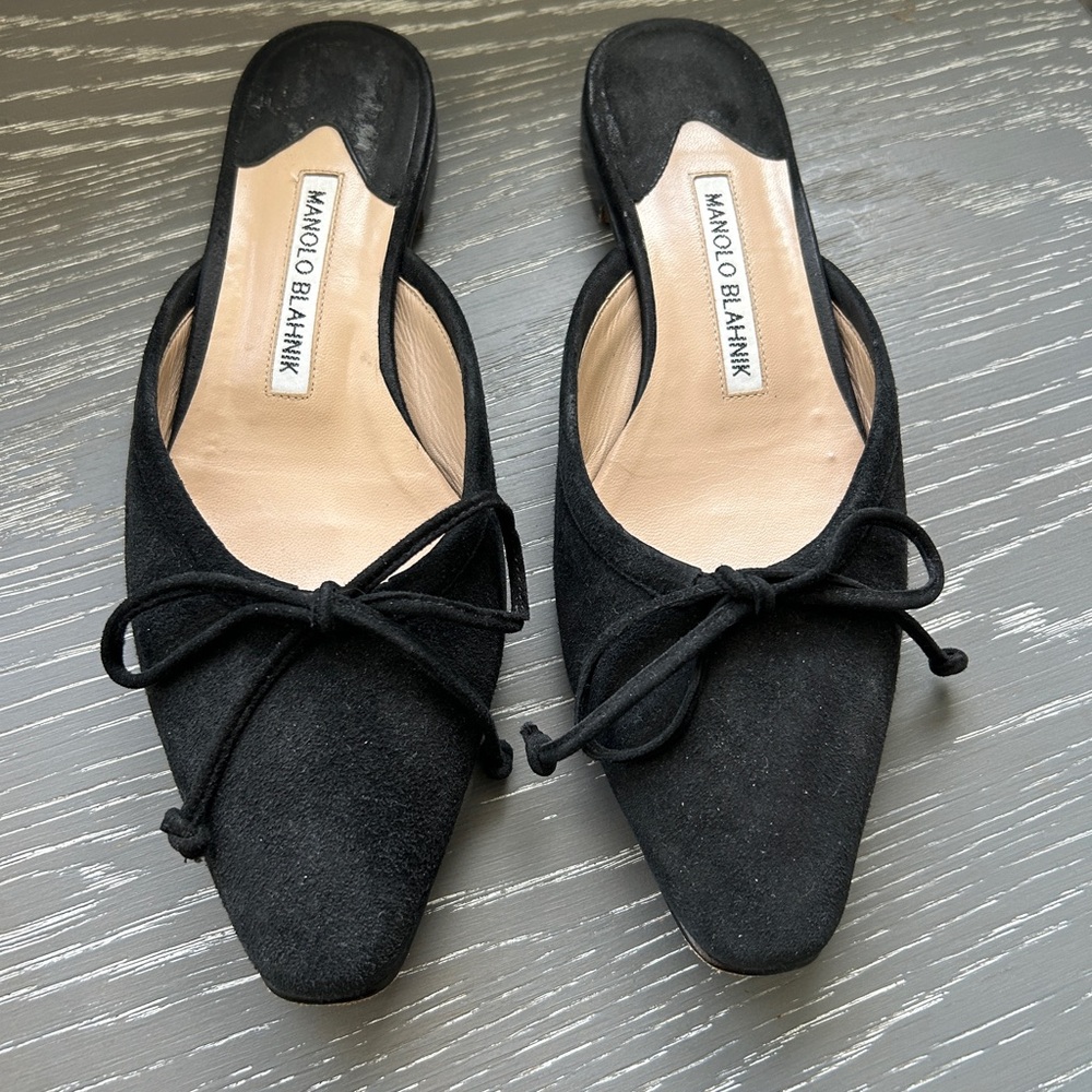 Manolo Blahnik “Ballerimu” Black Suede Pointed Toe Bow Mules